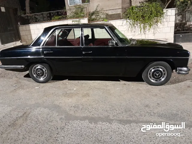 Marceds benz E200