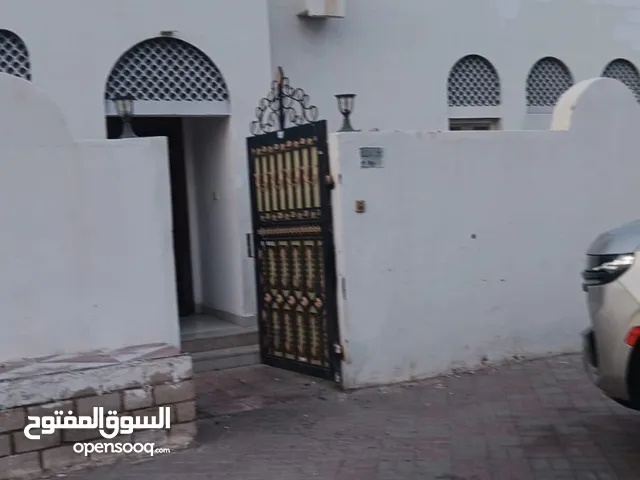    Townhouse for Sale in Muscat Bosher