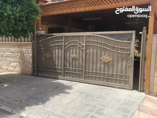 شقة ارضي للبيع في العقبة منطقة الثامنه خلف مسجد الكالوتي