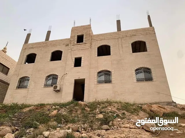 222m2 More than 6 bedrooms Townhouse for Sale in Amman Salihiyat Al-Abid
