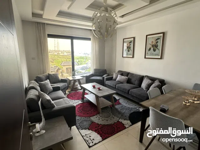 شقة للبيع موقع مميز خلف مديرية الامن العام