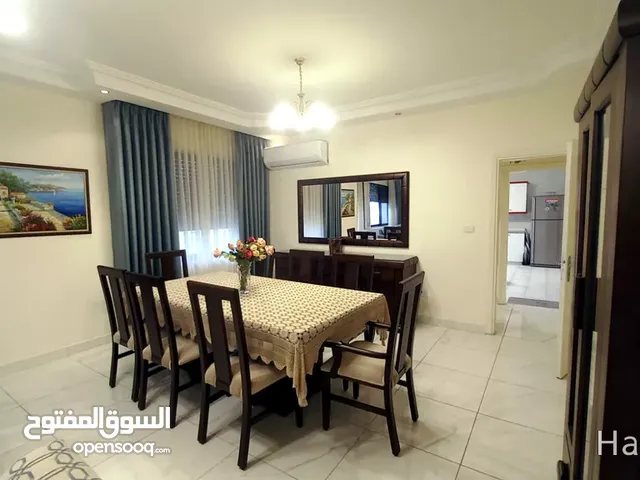 210 m2 4 Bedrooms Apartments for Rent in Amman Um Uthaiena