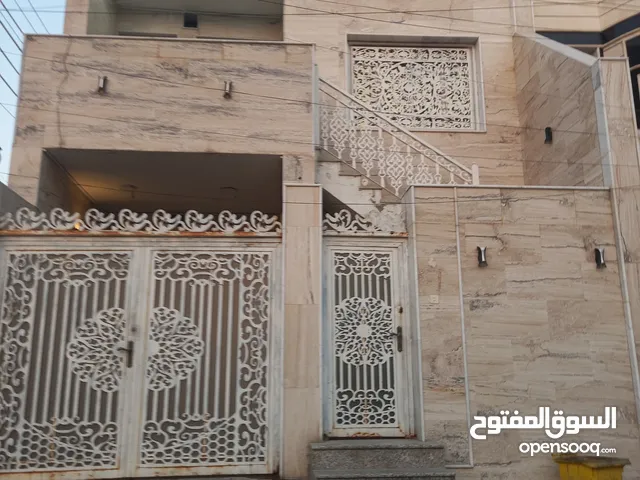 125 m2 3 Bedrooms Townhouse for Rent in Basra Saie