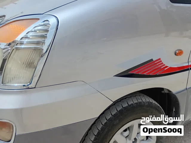 2005 هيونداي H 100