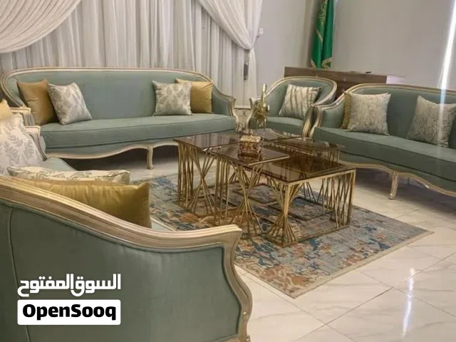 تفصيل وتنجبد المجالس والستائر وغرف النوم والديكورات ستائر مكتبي . فندقي .جميع انواع الستائر والمجال