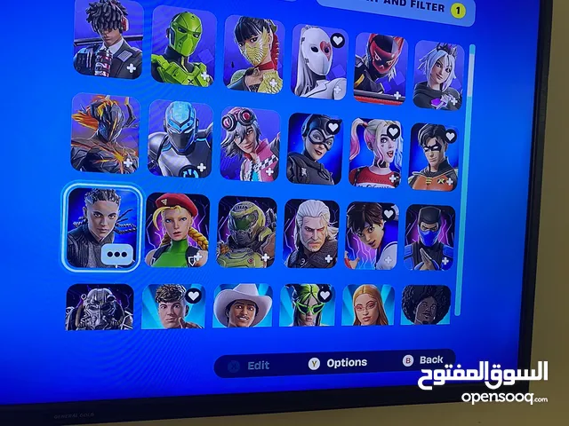 حساب فورت نايت للبيع السكنات 200 واكسات وكل شيء موضح بالصور ربط أساسي اربطه الك