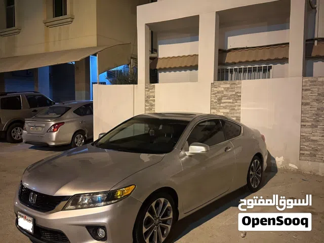 Honda accord coupe 2013 silver