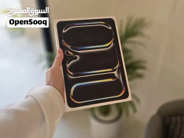 iPad Pro M5 256GB Wi-Fi بحالة جديدة وما عليه كلام