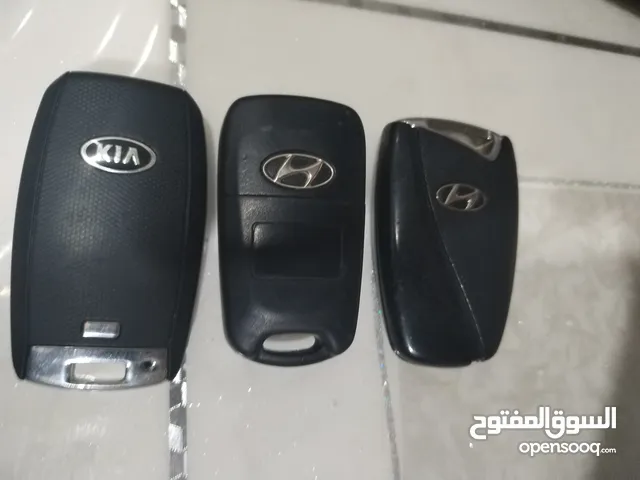 بصمات سيارات تفصيخ للبيع سعر لوحده 10الف ما عده لي بل نص سعرها 5