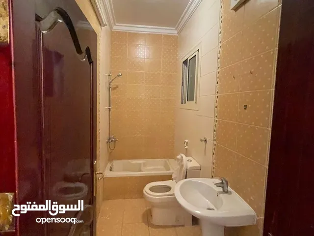 180 m2 3 Bedrooms Apartments for Rent in Al Madinah Shuran