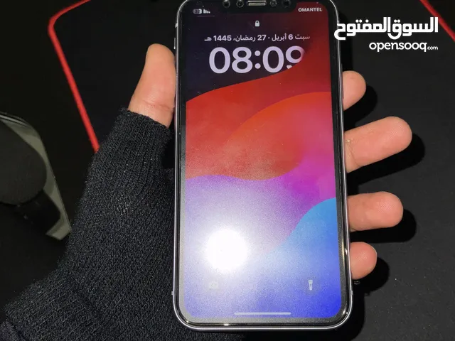 Apple iPhone 11 128 GB in Al Sharqiya
