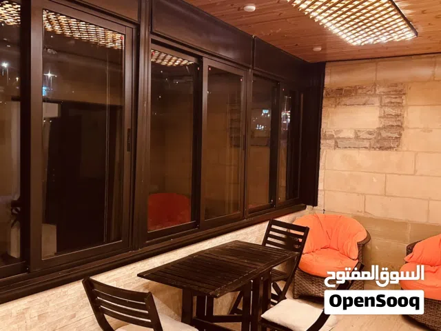 شقة روف مفروش للإيجار Roof VIP ،   ترسات بانورامية عدد 3 بإطلالة بانورامية جميلة