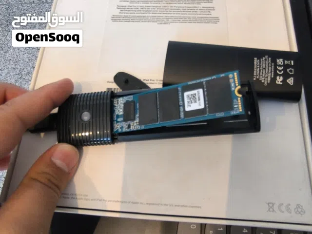 ssd nvme 2T .with incluser