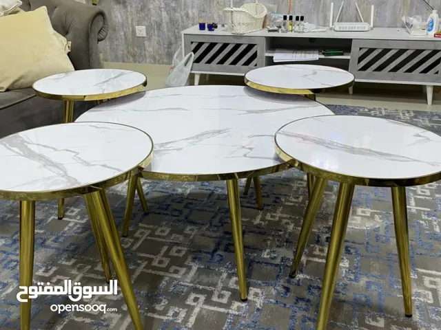 طاولات تقديم شبه جديده