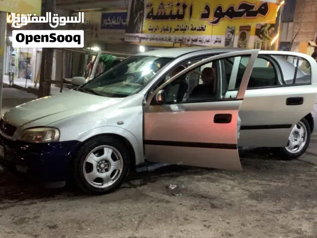 2001 أوبل استرا Design