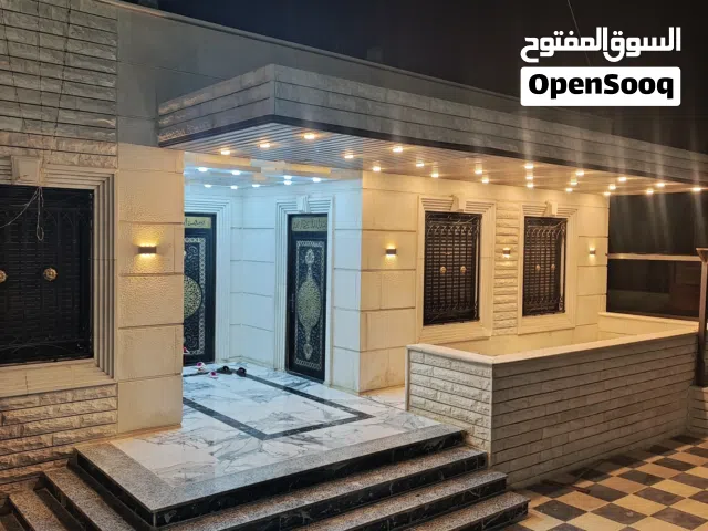 فيلا فاخره للبيع في العبدلية