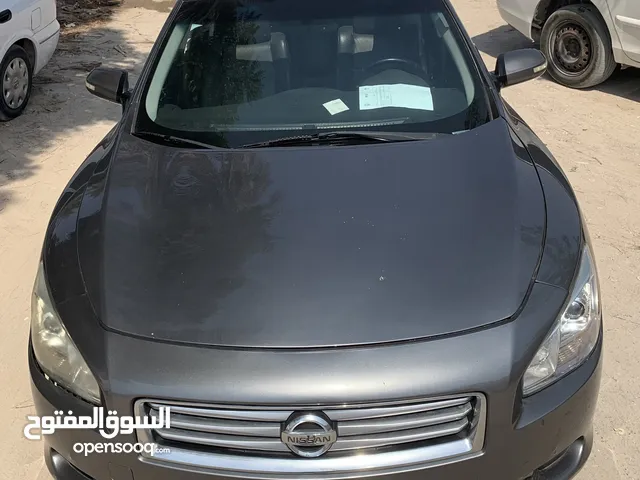 Used Nissan Maxima in Sharjah