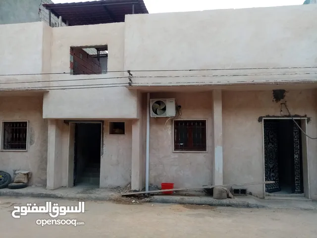 156m2 More than 6 bedrooms Townhouse for Sale in Tripoli Ghut Shaal