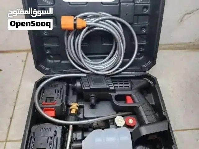 مضخة ماء قوية الاستخدامات مناسبة للسيارت   وتنظيف الارض وسقي الزرع وغيرها من الاستخدامات الاخرى