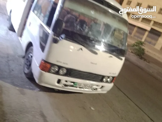 باص للبيع موديل 2011
