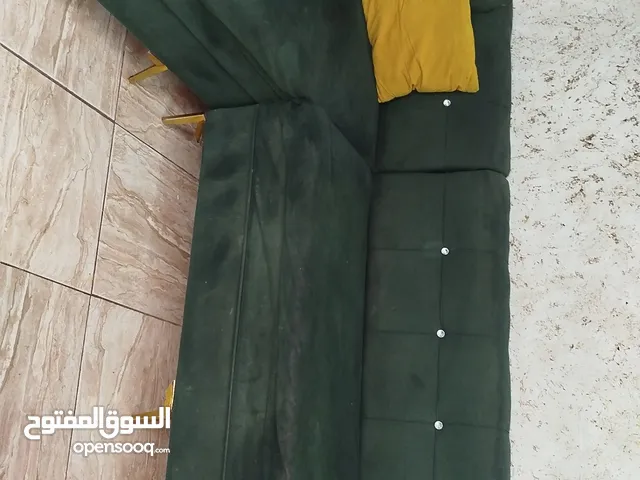 طقم كنب كولنر لون زيتي استعمال سنه