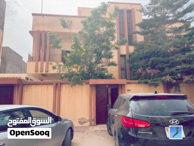 500 m2 More than 6 bedrooms Townhouse for Sale in Tripoli Souq Al-Juma'a