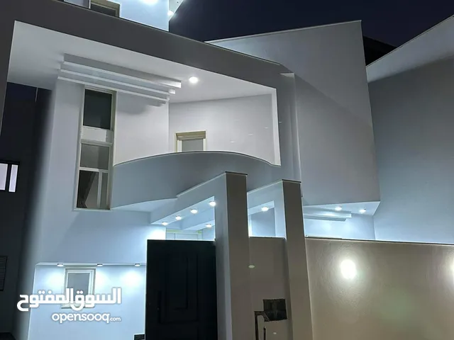 290 m2 More than 6 bedrooms Villa for Sale in Tripoli Ain Zara