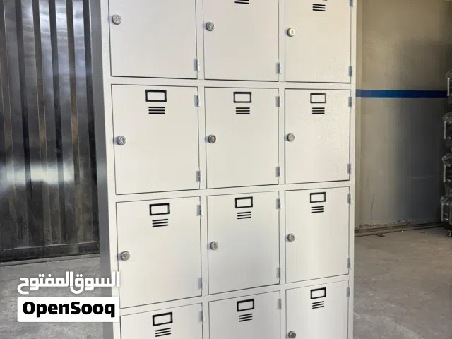 خزانة 12 باب