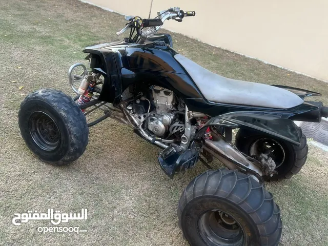 YFZ450 اسبيشل ادشن بلون اسود لماعي