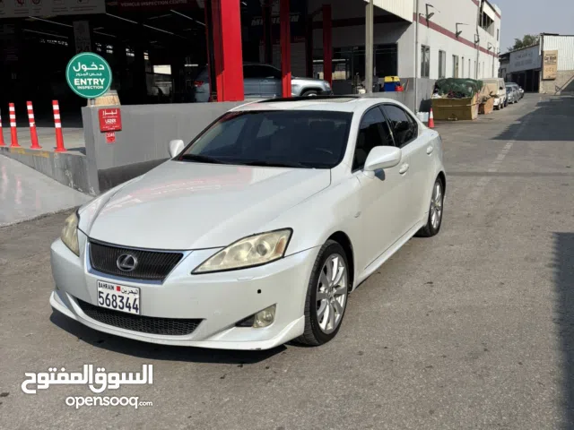 Used Lexus IS in Northern Governorate