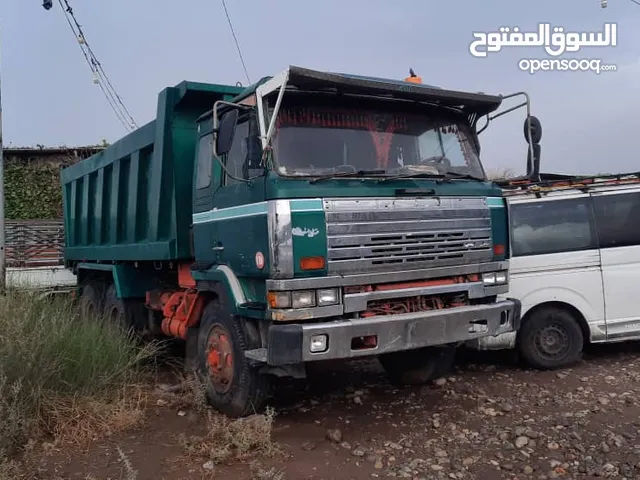 قلابات للبيع