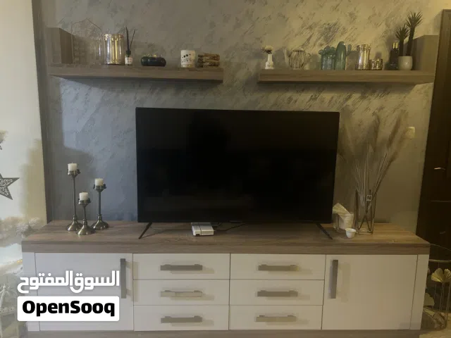 بوفيه بحالة ممتازة للبيع
