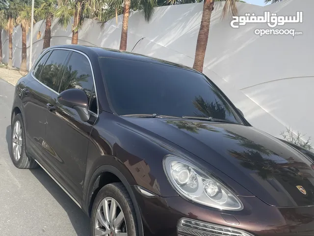 Porsche Cayenne 2014 in Southern Governorate