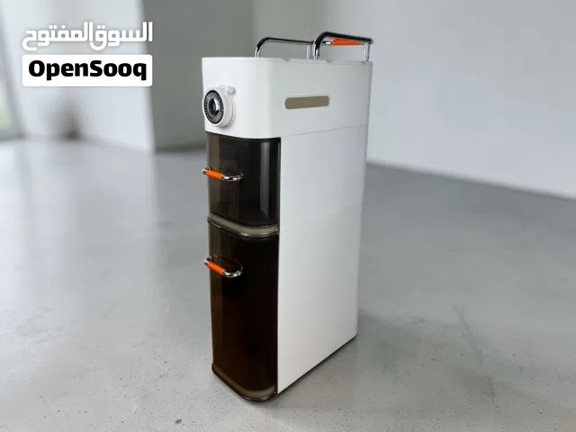 عربة تخزين جانبية رفيعة بدرجين جديد  متوفر توصيل لجميع محافضات مجاني