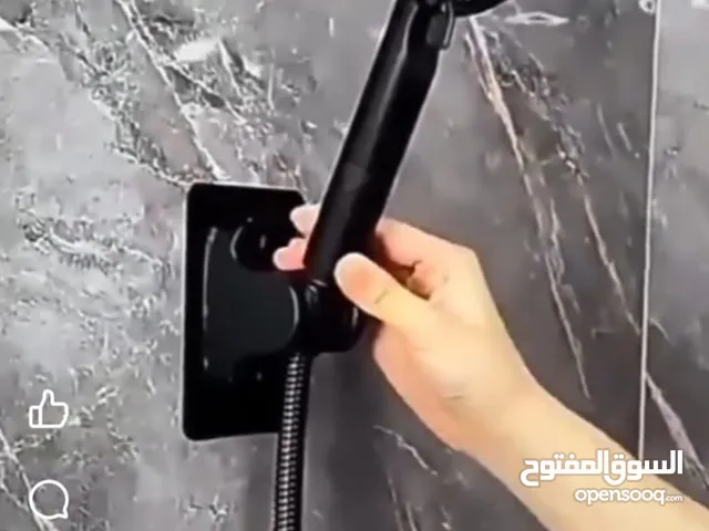 يد دوش يوفر في استهلاك الماء ويصفي الماء ويضغط الماء بقوه