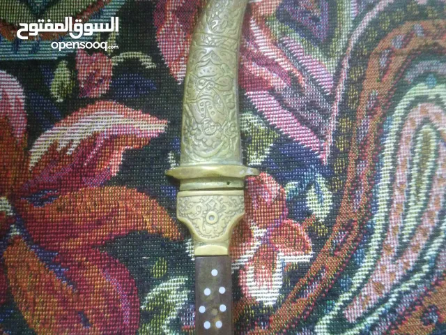 خنجر نحاس بحاله جيده