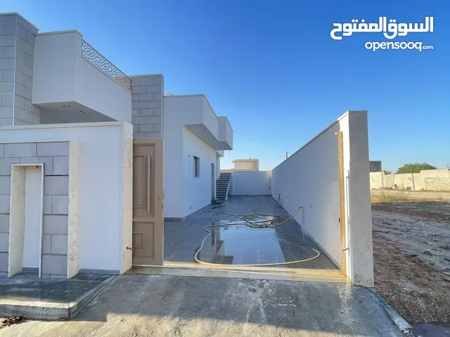 205 m2 3 Bedrooms Townhouse for Sale in Tripoli Wadi Al-Rabi