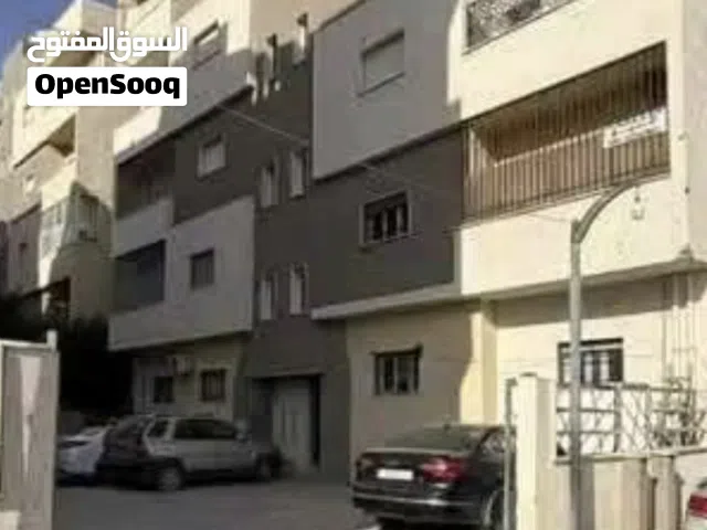 شقة جديدة للبيع ( حي الياسمين 2 ) الخلاطات صالحة لسكن عائلة كبيرة أو الاستثمار