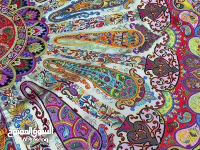 كشمير إيراني أصلي بتصاميم وألوان مختلفة