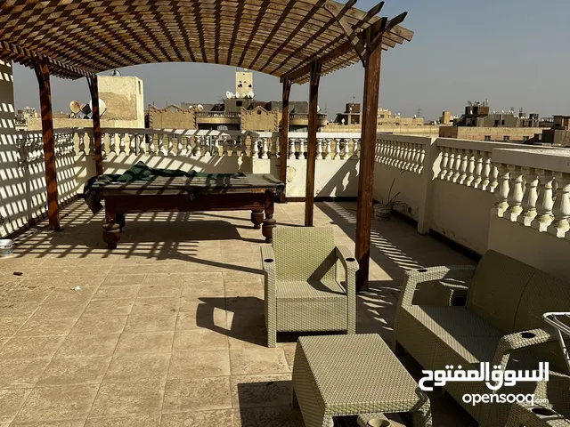 للبيع روف متشطب بسعر لقطه دور كامل من المالك مباشره