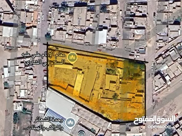 محلات و كراجات و مخازن و بيوت عدد 3 و عرصة للبيع