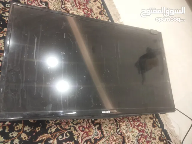 Samsung LED 32 inch TV in Basra