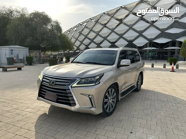 للبيع استيشن لكزس 2016 خليجي وارد الفطيم