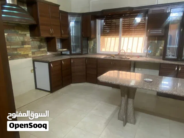 178 m2 More than 6 bedrooms Apartments for Sale in Irbid Al Hay Al Sharqy