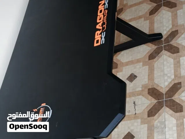 طاوله العاب DRAGON XWARX بحاله ممتازه لتواصل وتساب وتصال