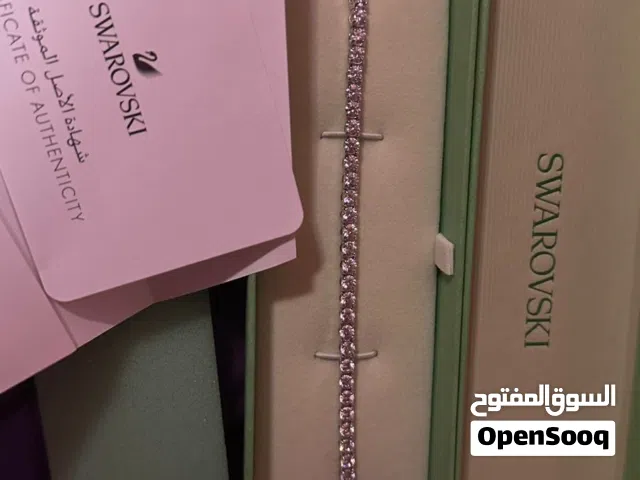 اسواره من ماركة معروفه