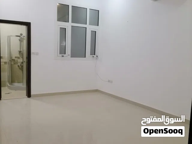 استوديو، أبوظبي، مدينة شخبوط، مدرسة فرجينيا-studio Abu Dhabi Shakhbout City near Virginia  School.