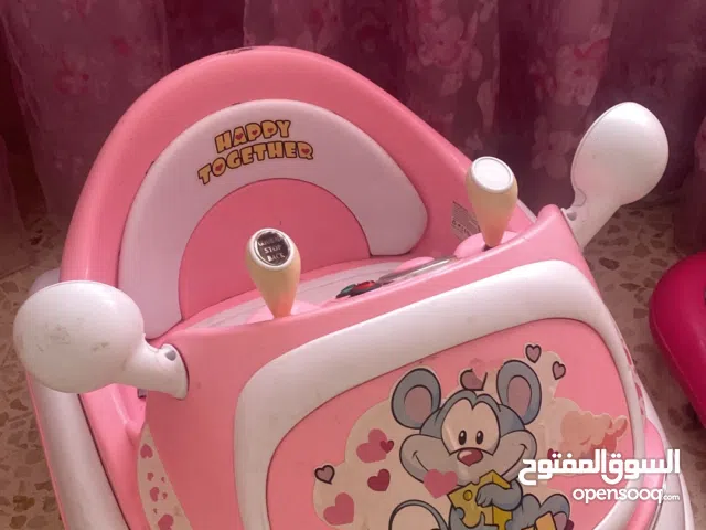 سيارة اطفال للبيع