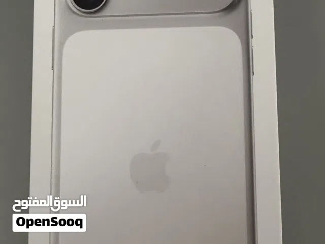 17 pro max silver TDRA from Apple Store New