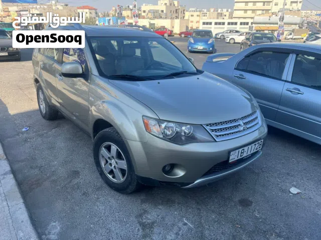 2008, Mitsubishi, Outlander, Standard